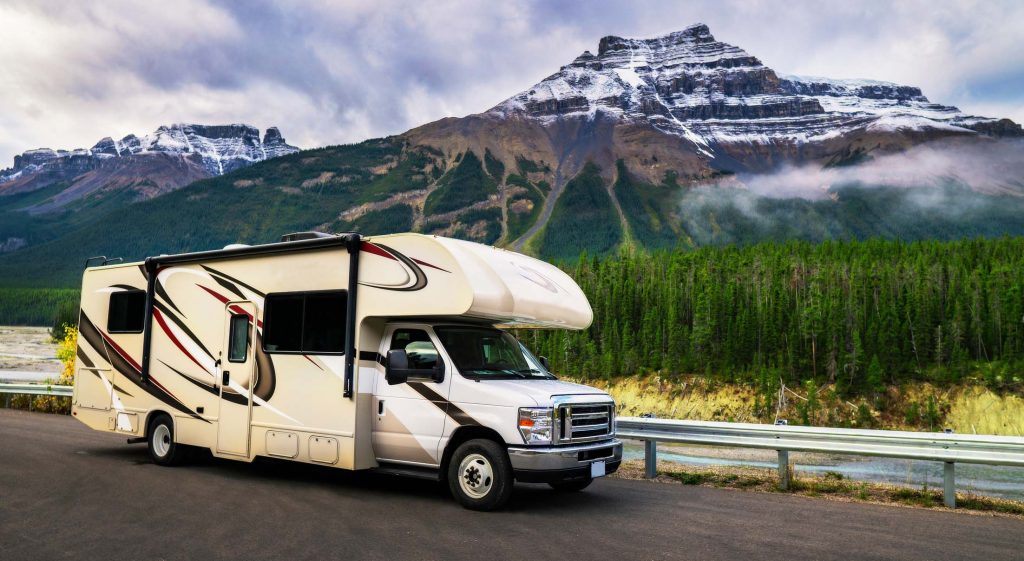 rv with mountains