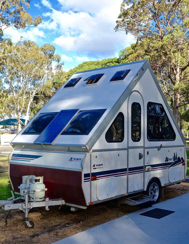 caravan, camping, rv, campsite, camper, campground, holiday, travel, mobile, recreation, blue mobile, blue camping